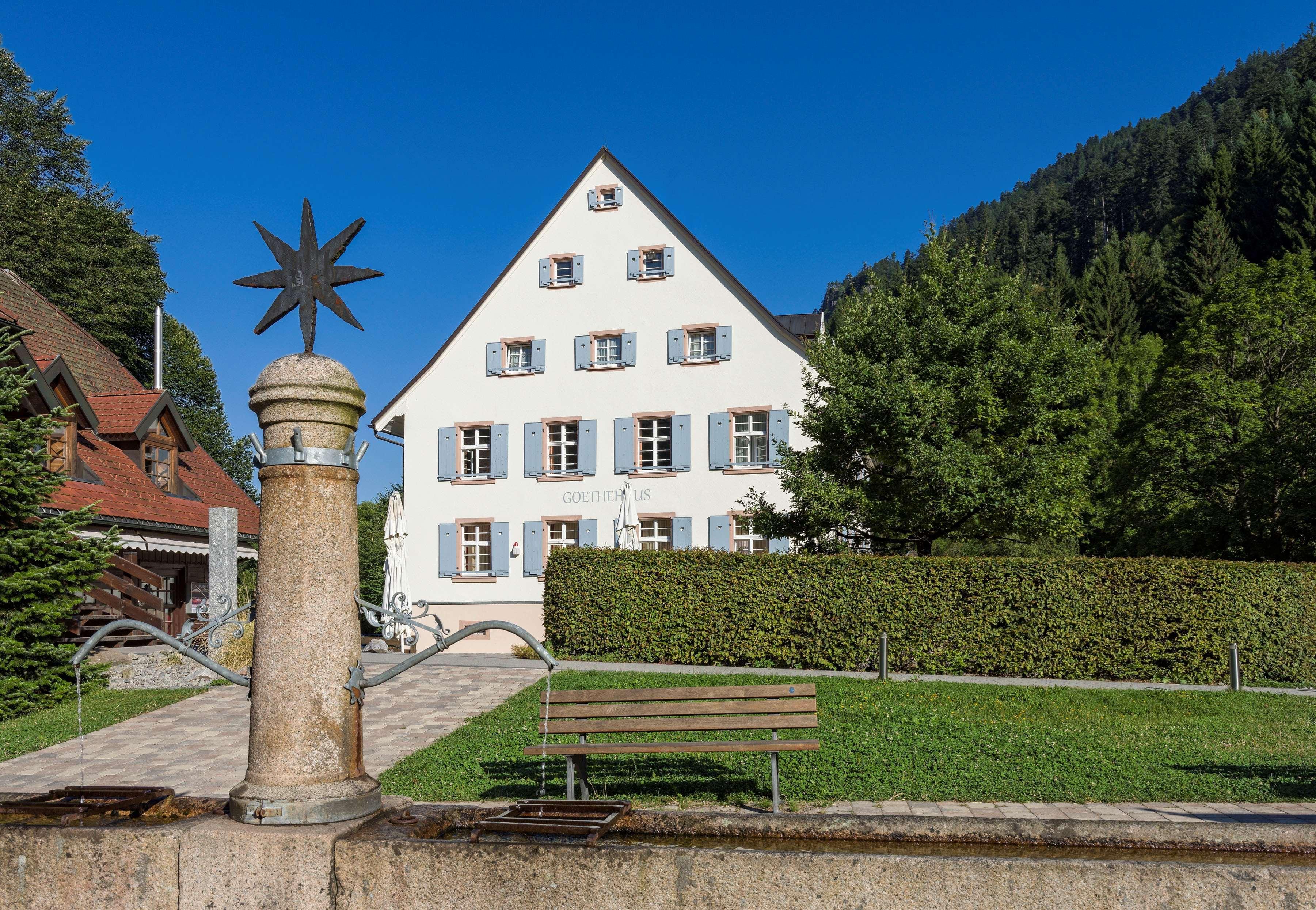 Hotel Hofgut Sternen Breitnau Exterior foto